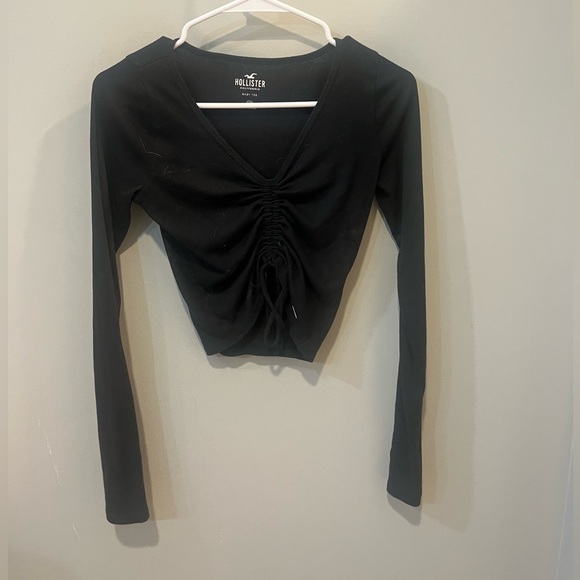 Hollister black long sleeve! - Picture 1 of 1